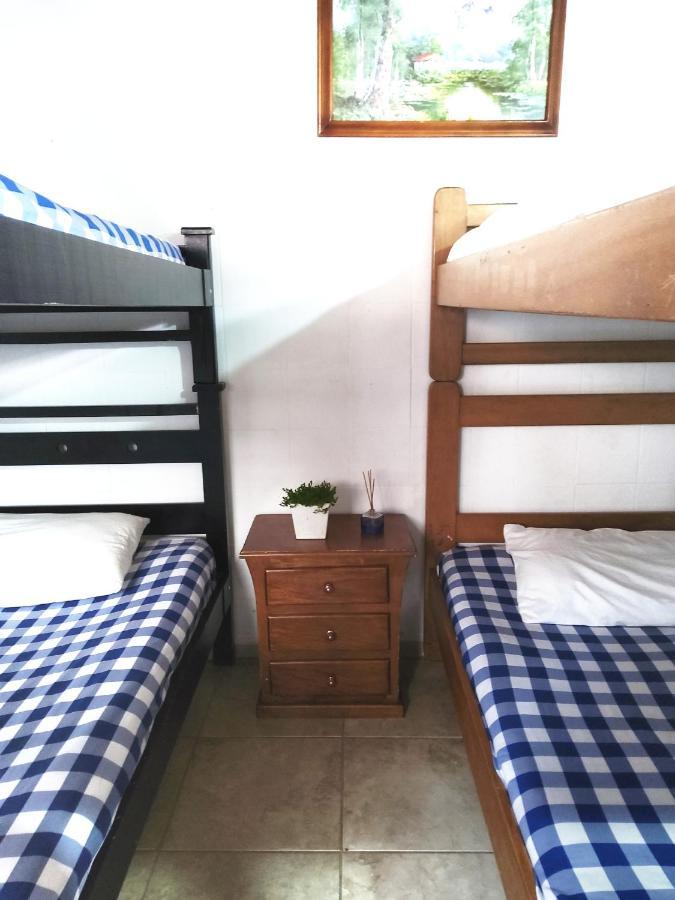 Artesanos Y Turistas Apartment Guatapé Exterior foto